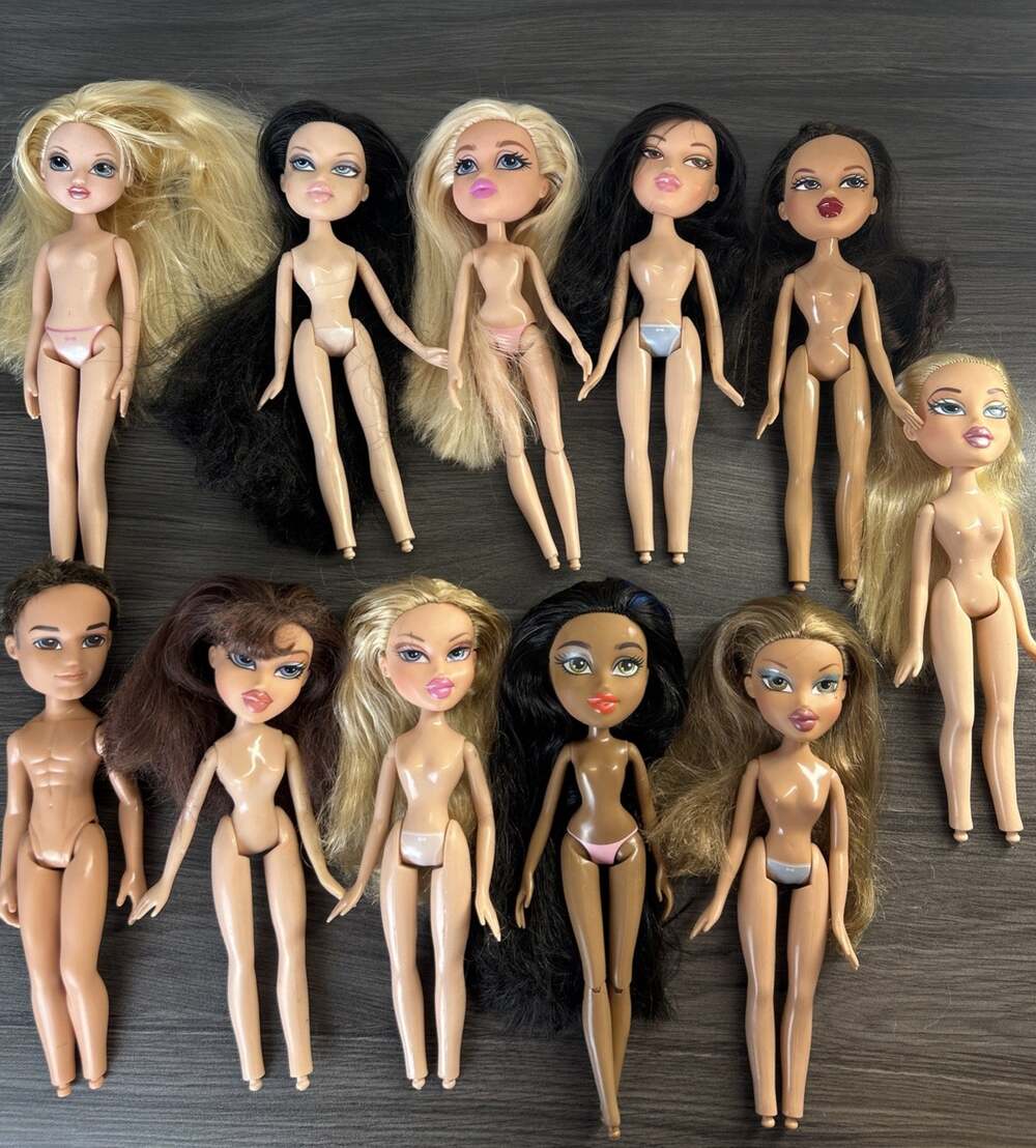 Bratz Dolls Lot of 11 MGA 2001 2009 2015 Moxie Boy Dolls TLC Parts Repair AS IS